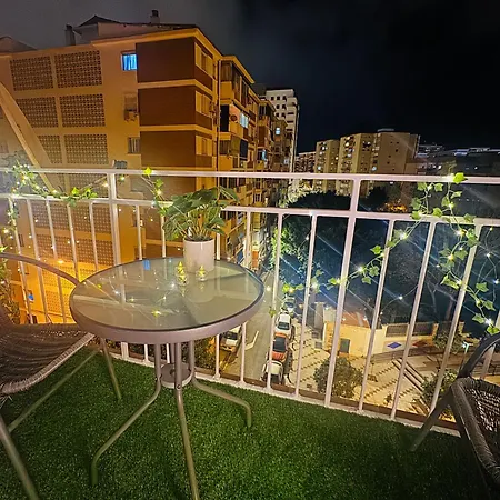 Cozy Private Near - Females Only Δωμάτια σε οικογενειακή κατοικία *
